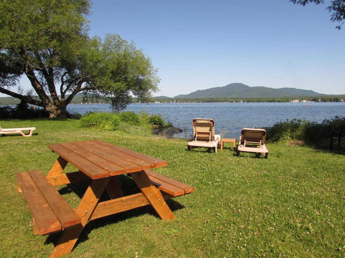 Superbe Condo Bord De L'Eau A Magog Exterior foto